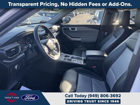 Used 2022 Ford Explorer XLT w/ Equipment Group 202A RWD image 21