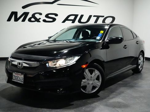 Used 2017 Honda Civic LX image 2