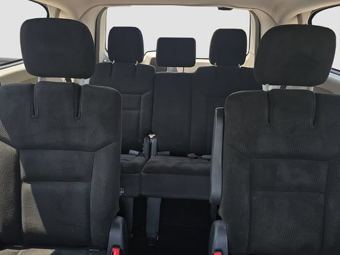 Used 2017 Dodge Grand Caravan SE w/ Power Window Group FWD image 12