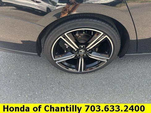 Used 2023 Honda Accord Sport image 33