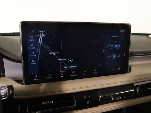 Used 2021 Lincoln Nautilus FWD w/ Equipment Group 101A image 7