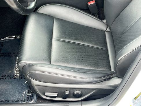 Used 2022 Genesis G70 2.0T RWD image 19