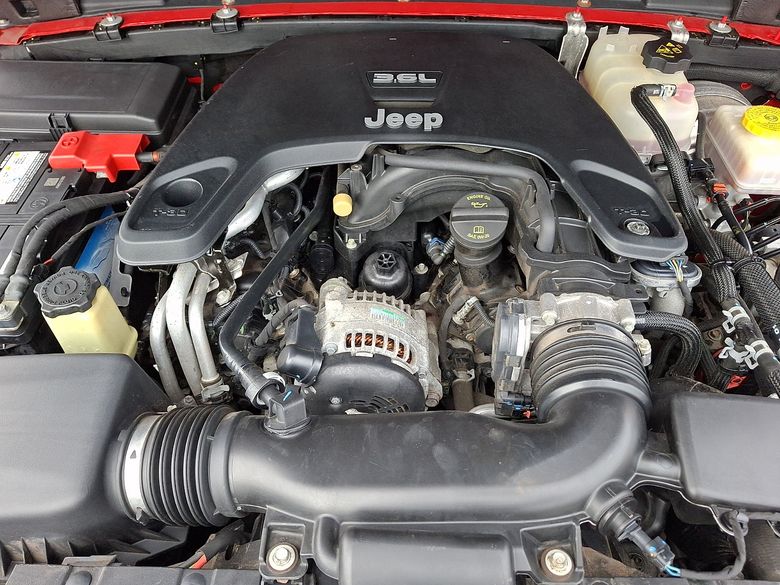 Used 2018 Jeep Wrangler Unlimited Sport S AWD/4WD image 29