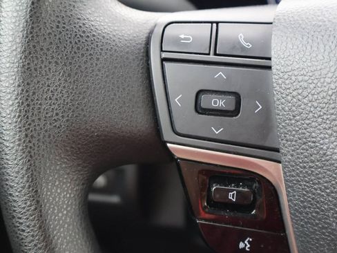 Used 2025 Toyota Camry LE FWD image 19