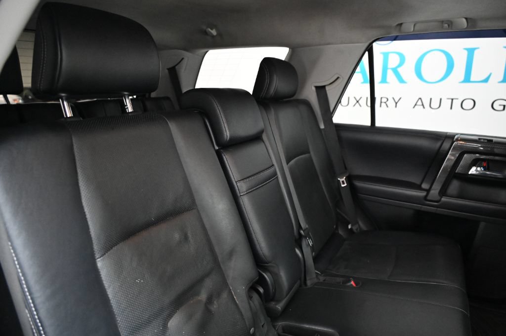 Used 2018 Toyota 4Runner Limited AWD/4WD image 39