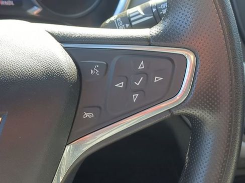 Used 2020 Chevrolet Equinox LT image 27