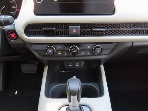 New 2026 Honda HR-V LX image 20