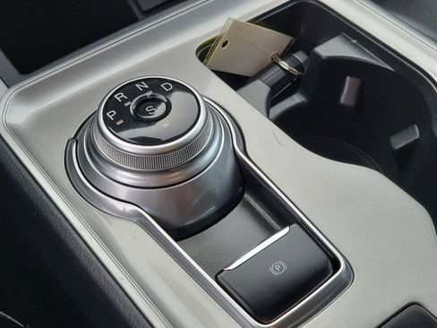 Used 2024 Ford Edge SEL w/ Convenience Package image 29