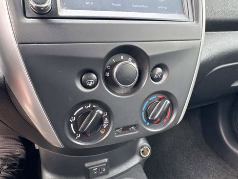Used 2019 Nissan Versa SV FWD image 21