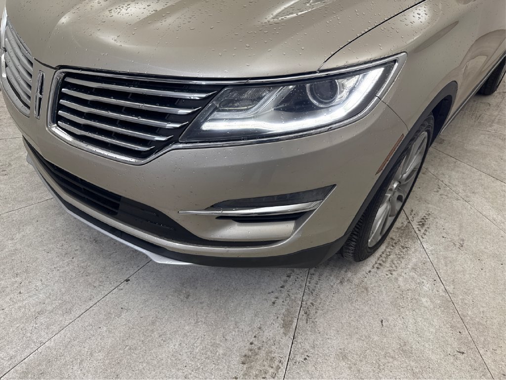 Used 2017 Lincoln MKC Reserve FWD image 14