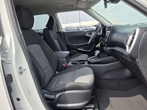 Used 2021 Kia Soul S FWD image 24
