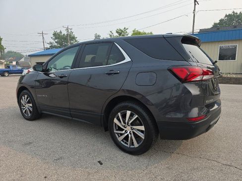 Used 2022 Chevrolet Equinox LT AWD/4WD image 3