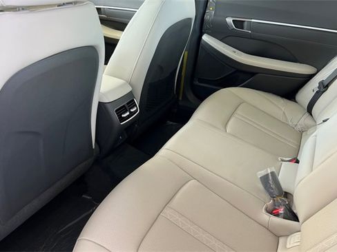 New 2025 Hyundai Sonata Limited image 12