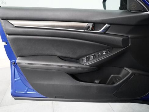 Used 2022 Honda Accord Sport image 28