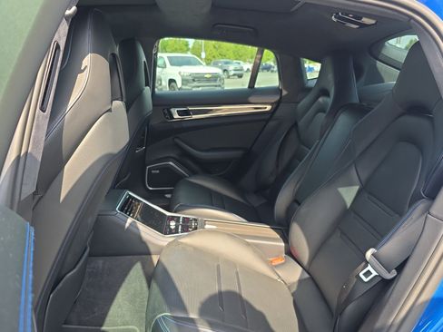 Used 2019 Porsche Panamera GTS AWD/4WD image 27