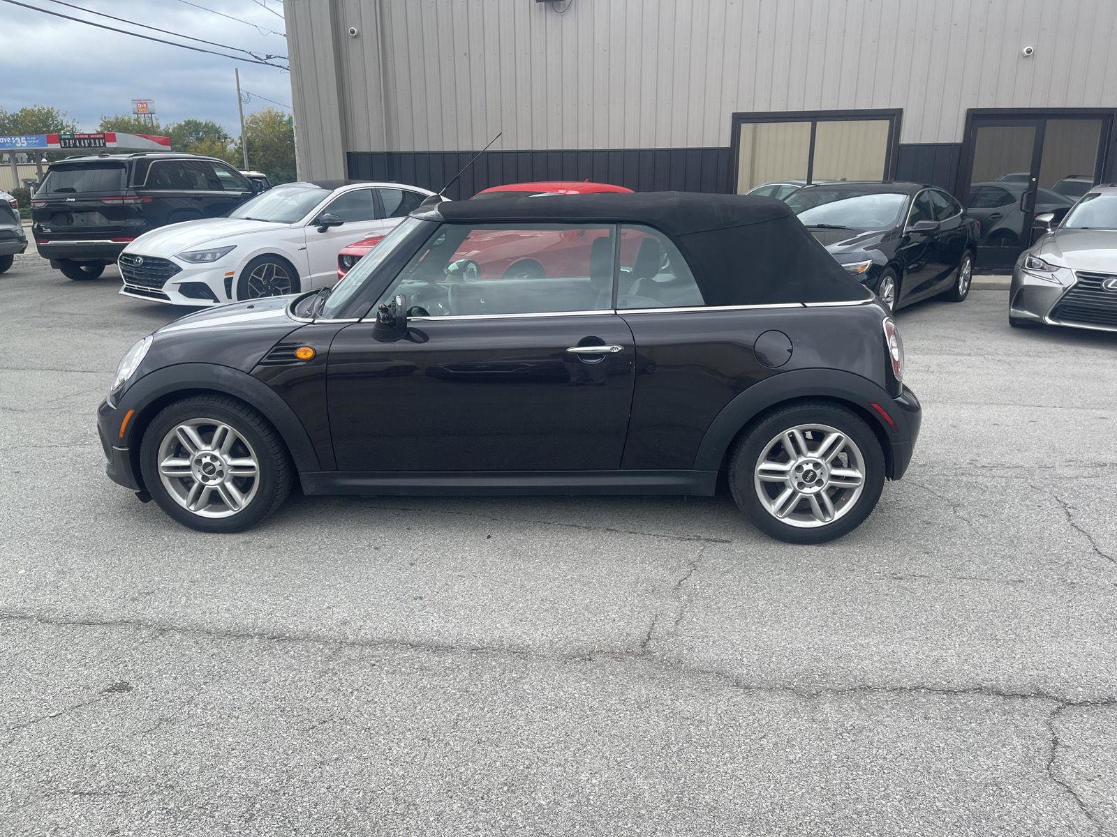 Used 2015 MINI Cooper Convertible FWD image 8