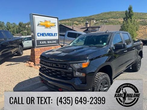 Used 2026 Chevrolet Silverado 1500 Custom Trail Boss w/ LPO, Dark Essentials Package AWD/4WD image 1