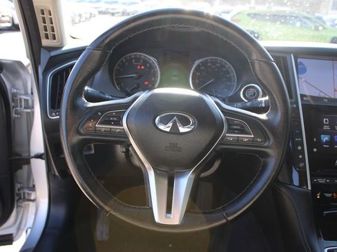 Used 2018 INFINITI Q50 Luxe w/ Sensory Package (Luxe) image 12