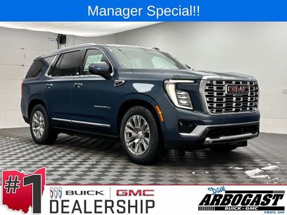 New 2026 GMC Yukon Denali w/ Sun & Power Step Package
