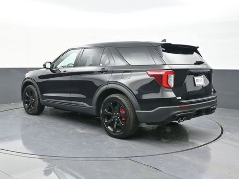 Used 2022 Ford Explorer ST w/ Equipment Group 401A image 9