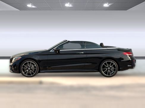 Used 2020 Mercedes-Benz C 300 4MATIC Cabriolet image 2