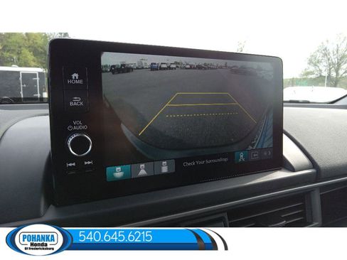 New 2025 Honda Pilot Touring image 19