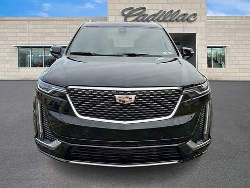 Used 2023 Cadillac XT6 Premium Luxury w/ Technology Package image 3