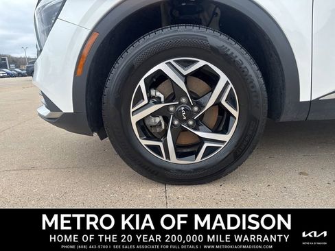 Used 2023 Kia Sportage LX AWD/4WD image 10