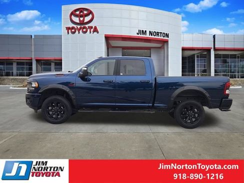 Used 2018 Toyota 4Runner Limited AWD/4WD image 5