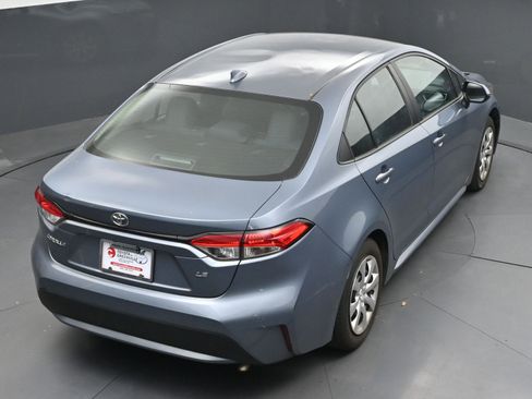 Used 2020 Toyota Corolla LE image 33
