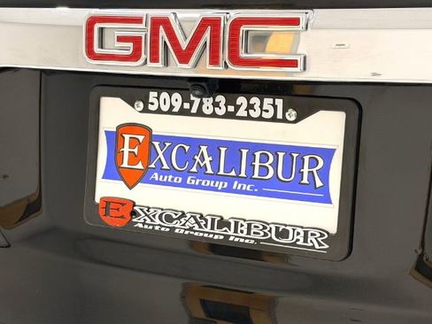 Used 2018 GMC Acadia Denali w/ Technology Package image 15