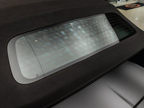 Used 2016 Chevrolet Corvette Z06 w/ 3LZ Preferred Equipment Group image 38