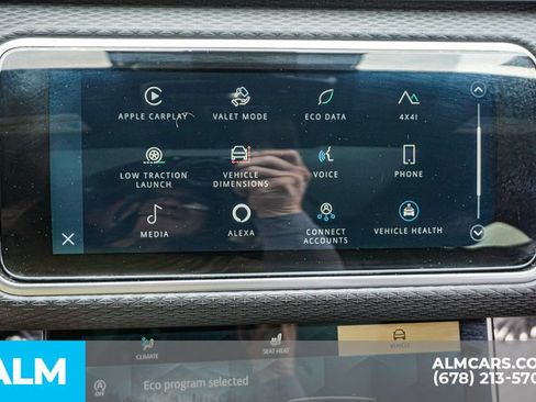 Used 2023 Land Rover Range Rover Velar S AWD/4WD image 34