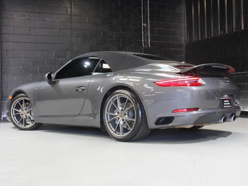 Used 2017 Porsche 911 Carrera image 10