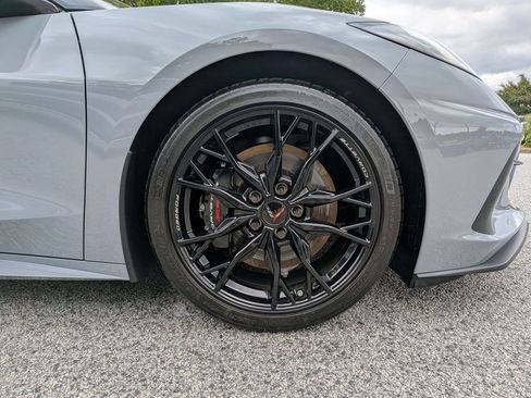 Used 2024 Chevrolet Corvette Stingray Preferred Conv w/ Z51 Performance Package RWD image 11