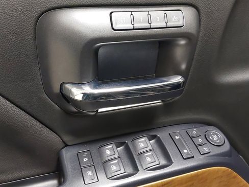 Used 2018 Chevrolet Silverado 1500 LTZ w/ Sport Package image 25