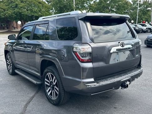 Used 2022 Toyota 4Runner Limited AWD/4WD image 5