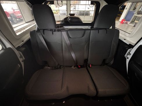 Used 2025 Jeep Wrangler Sport S image 37