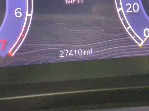 Used 2025 Jeep Grand Cherokee Laredo X w/ Luxury Tech Group I AWD/4WD image 36
