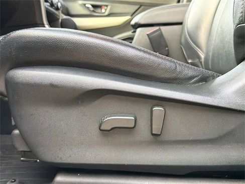 Used 2019 Subaru Ascent Premium image 26