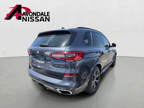 Used 2019 BMW X5 xDrive50i w/ M Sport Package AWD/4WD image 3