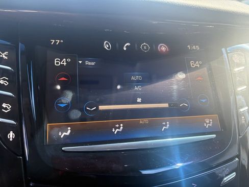 Used 2015 Cadillac Escalade Premium image 36