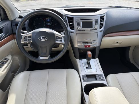 Used 2014 Subaru Outback 2.5i Limited image 21
