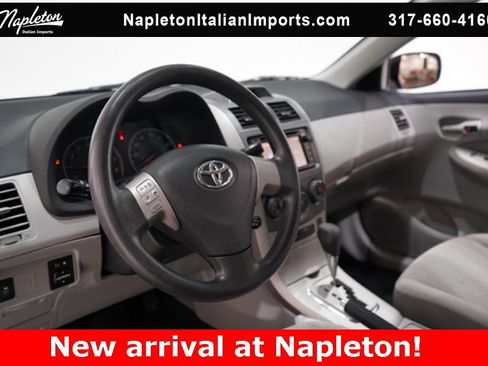 Used 2013 Toyota Corolla LE image 15