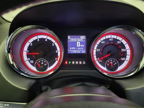 Used 2017 Dodge Grand Caravan GT image 23