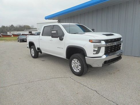 Used 2022 Chevrolet Silverado 3500 LT w/ Convenience Package image 5