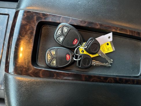 Used 2012 GMC Sierra 3500 Denali image 31