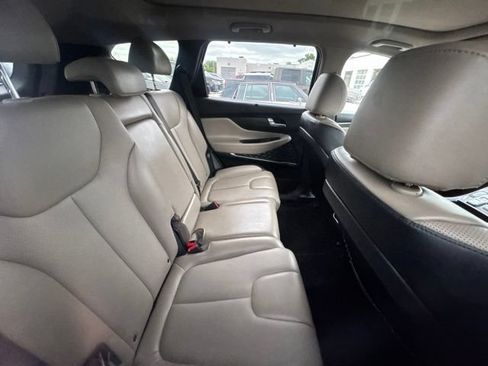 Used 2023 Hyundai Santa Fe SEL w/ Premium Package AWD/4WD image 5