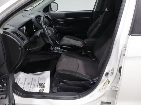Used 2017 Mitsubishi Outlander Sport ES AWD/4WD image 9