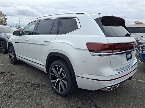New 2026 Volkswagen Atlas SEL Premium R-Line image 3